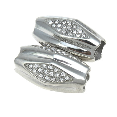 Magnetic closing of 6mm draw-through in stainless steel