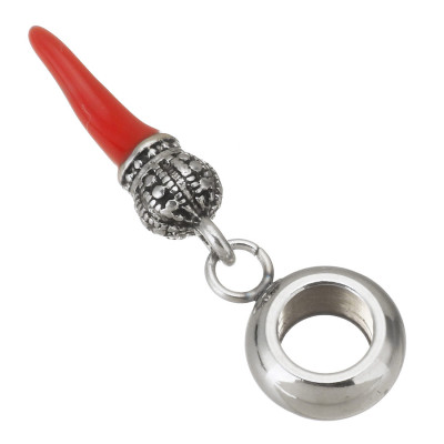 Eyelet with pendant in the shape of chilli peppers surgical steel