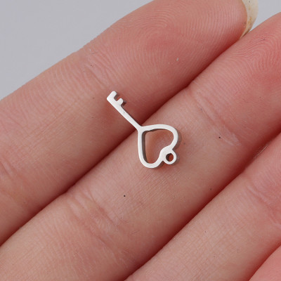 Key ring in three color variants