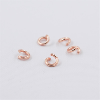Connecting ring 4 x 0.7 mm ROSE GOLD made of surgical steel open