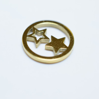 Pendant wheel with stars surgical steel two color variants