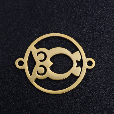 Wheel connector with owl in two color variants made of surgical steel