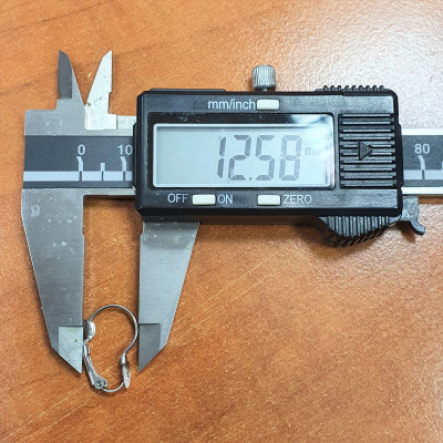 Mechanical earrings with flat plate selection of 3 sizes surgical steel