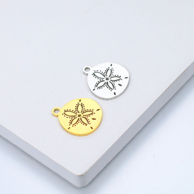 Pendant wheel with a flower, surgical steel, two color variants