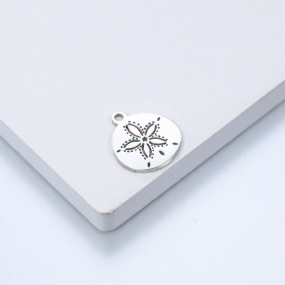 Pendant wheel with a flower, surgical steel, two color variants
