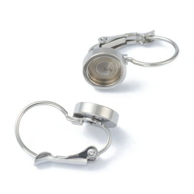 Mechanical earring with 6 or 10 mm surgical steel cup