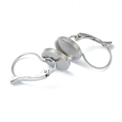 Mechanical earring with 6 or 10 mm surgical steel cup