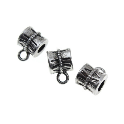 Bead bow with surgical steel eyelet