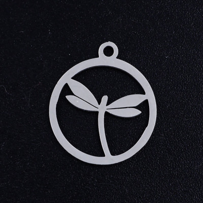 Pendant wheel with dragonfly surgical steel