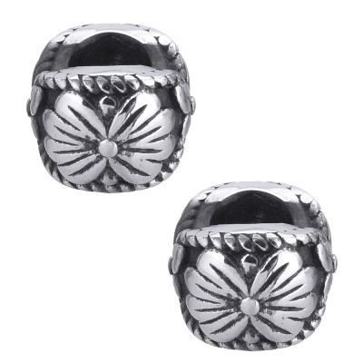 Bead with flower ornament in antique silver patina of surgical steel