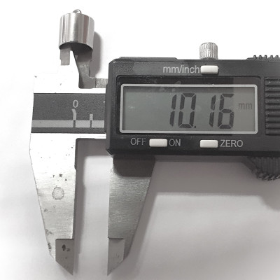 Koncovka hladká vnitřní průměr 10mm z chirurgické oceli