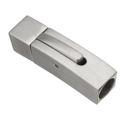 Bayonet fastening with a diameter of 6 mm made of surgical steel