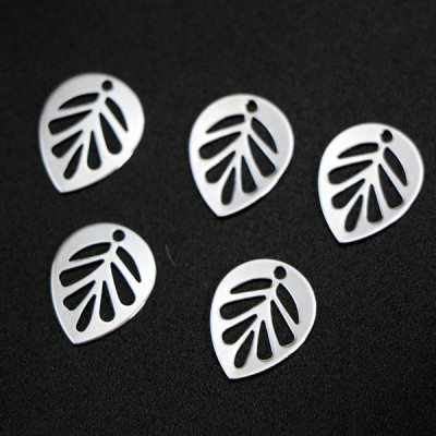 Pendant leaf cut through surgical steel