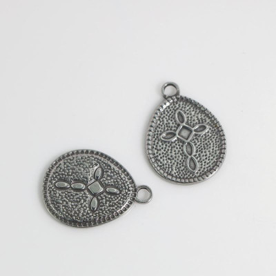 Patty pendant with cross, surgical steel