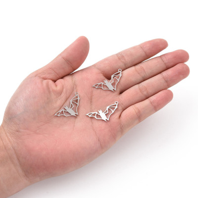 Přívěsek netopýr chirurgická ocel