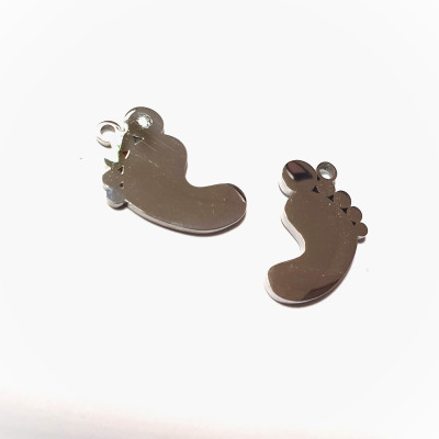 Heel pendant with chaton, surgical steel