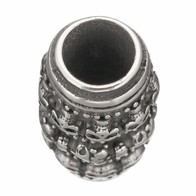 Magnetic fastening of rollers with surgical steel skulls