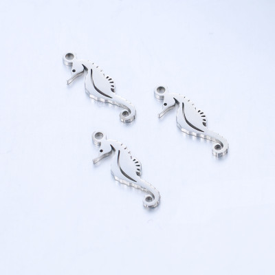 Přívěsek mořský koník chirurgická ocel dvě barevné varianty