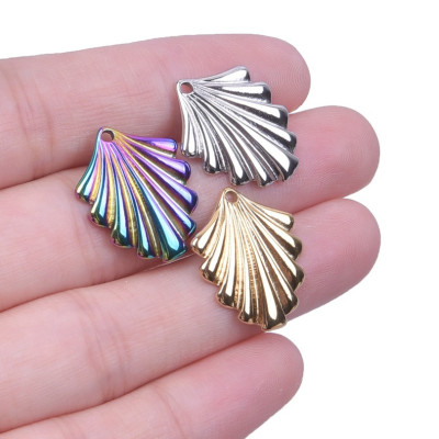 Pendant three color variants surgical steel