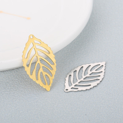 Pendant cut leaf two color variants surgical steel