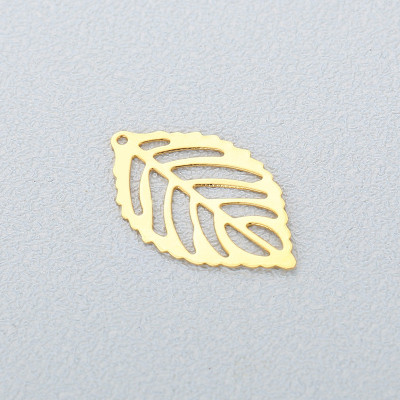 Pendant cut leaf two color variants surgical steel