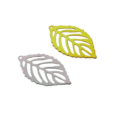 Pendant cut leaf two color variants surgical steel