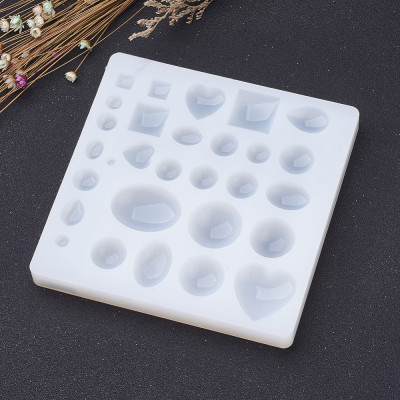 Silicone mold for casting crystal resin cabochons