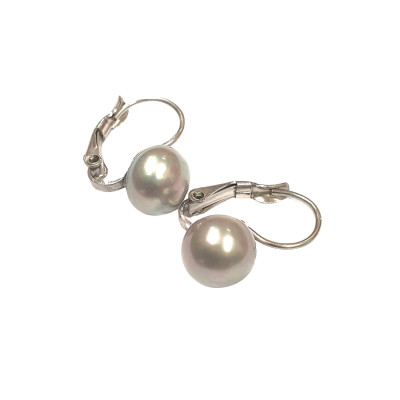 Earrings with gray freshwater pearls