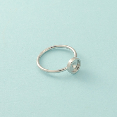 Ring with bed size 6mm surgical steel