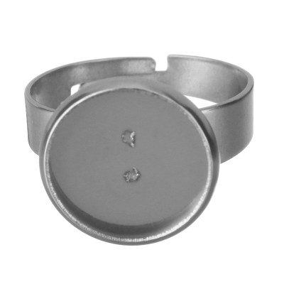 Ring with a round bed made of surgical steel of various sizes