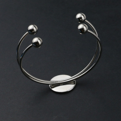 Bracelet with bowl size 20mm made of surgical steel