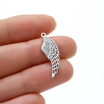 Tail fin pendant in the sea