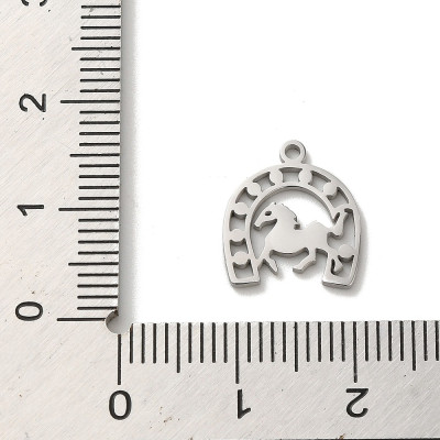 Pendant horseshoe with horse surgical steel