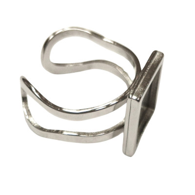 Ring with square bed 10mm surgical steel