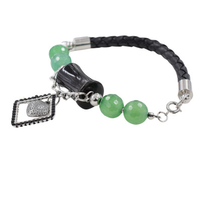 Jade and Onyx bracelet and earrings surgical steel