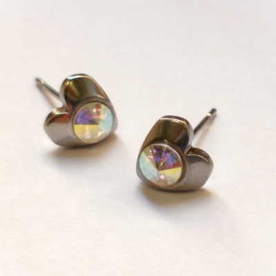 Heart stud earrings with Rivolka Preciosa made of surgical steel
