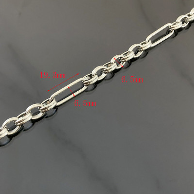 Solid chain with combined eyelets surgical steel
