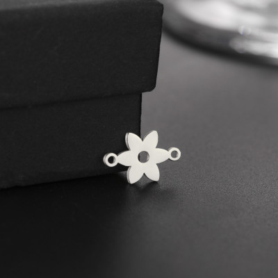 Connector small flowers surgical steel two combinations