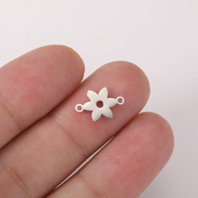 Connector small flowers surgical steel two combinations