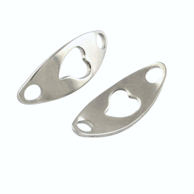 Horse eye connector with surgical steel heart