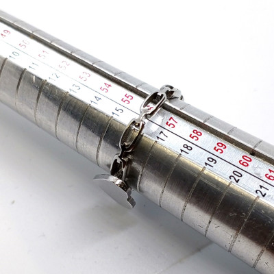 Prsten se srdíčkem chirurgická ocel