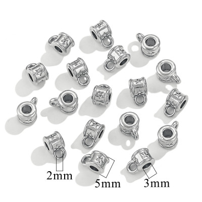 Bead with an eyelet decorated with hearts, surgical steel