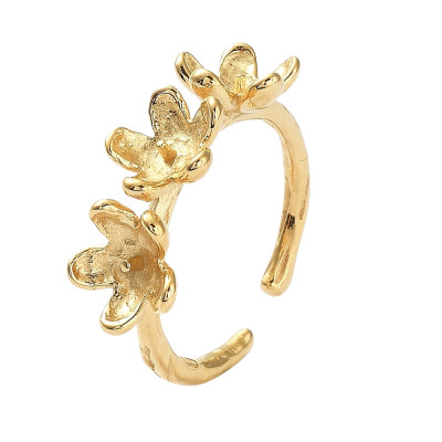 Adjustable ring with a round bowl for sticking a cabochon, surgical steel