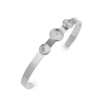 Bracelet with surgical steel ring