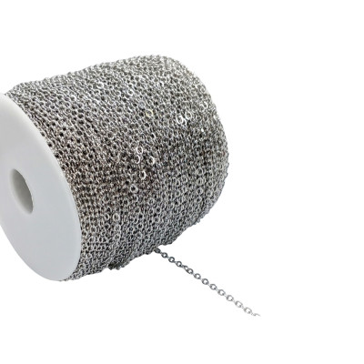 Fine chain with oval eyelets surgical steel