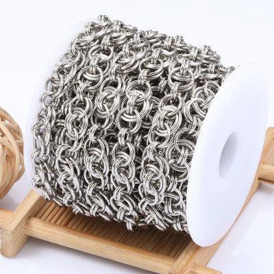 Fine chain with oval eyelets surgical steel