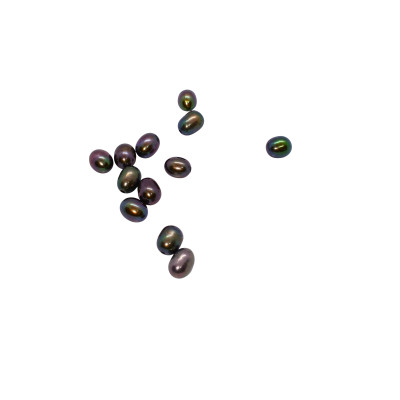 Natural freshwater pearl 4-4,5mm drop 1pc