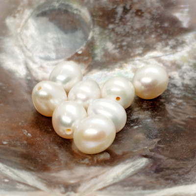 Natural freshwater pearl white 7-7,5mm drilled