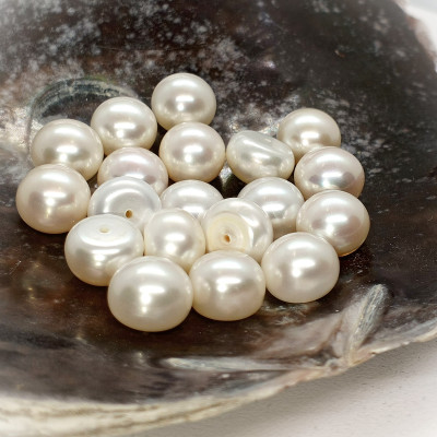 Pearl freshwater white 9-9,5mm half drilled