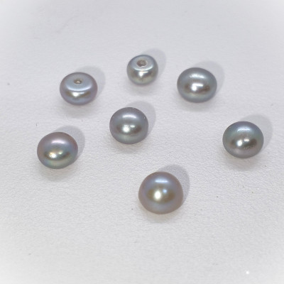 Perla sladkovodní přírodní šedofialová 4-4,5mm polovrtaná